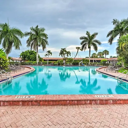 Naples Studio Near Everglades With Marina!